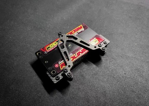 TEAM AD BATTERY HOLDER (QUICK RELEASE) FOR YOKOMO MD1.0 – AD-9026 - Image 2